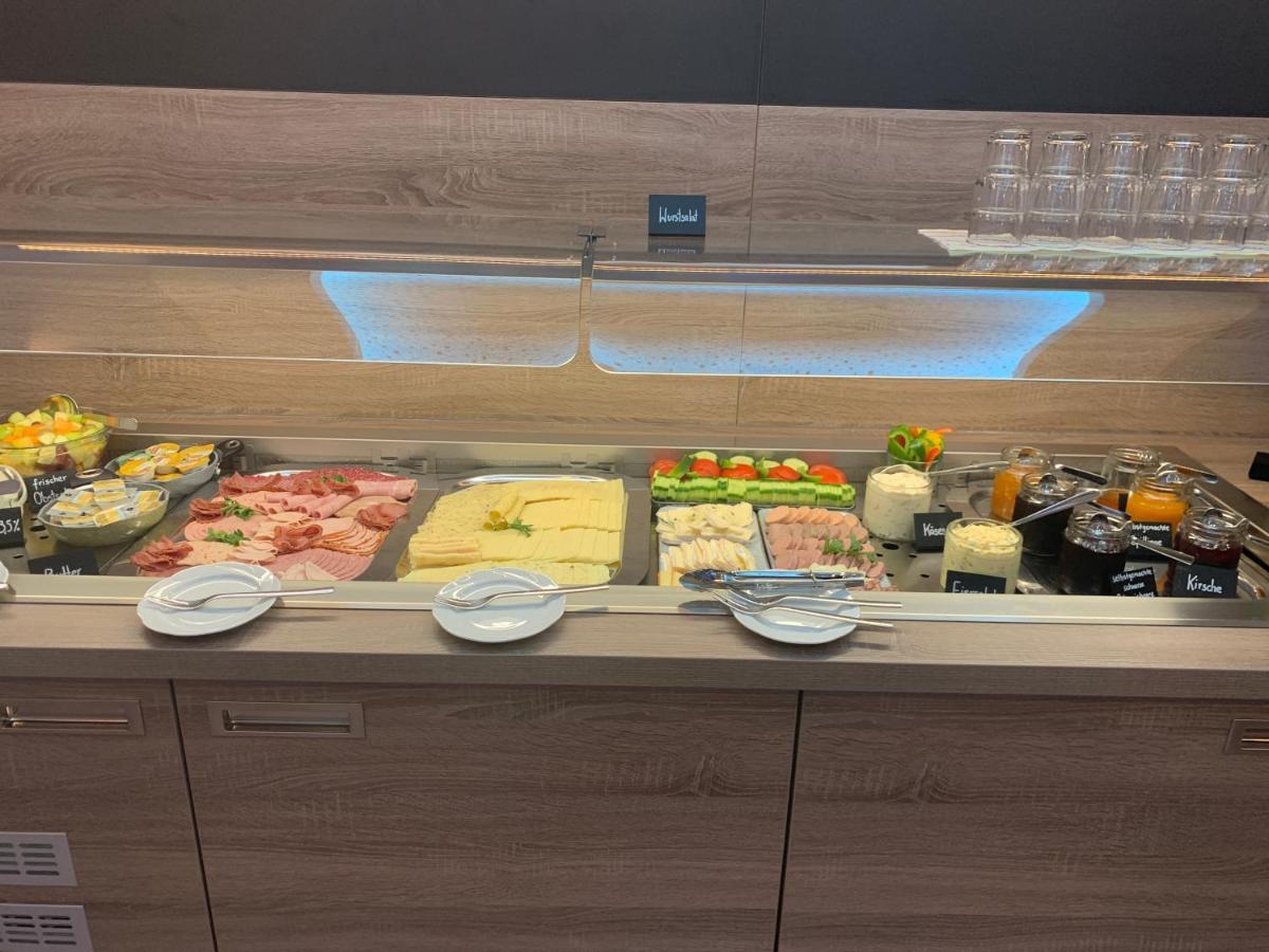 Landhotel Felchow ภายนอก รูปภาพ