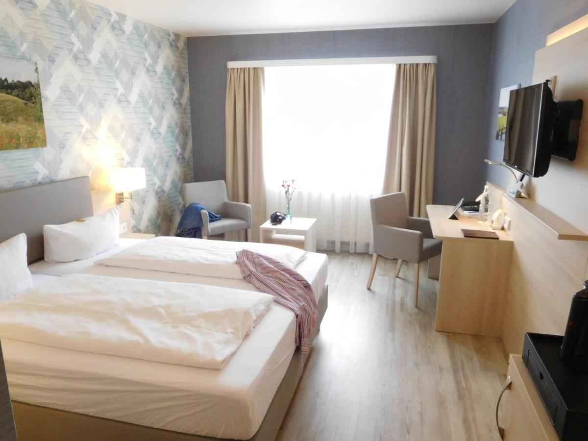 Landhotel Felchow ภายนอก รูปภาพ