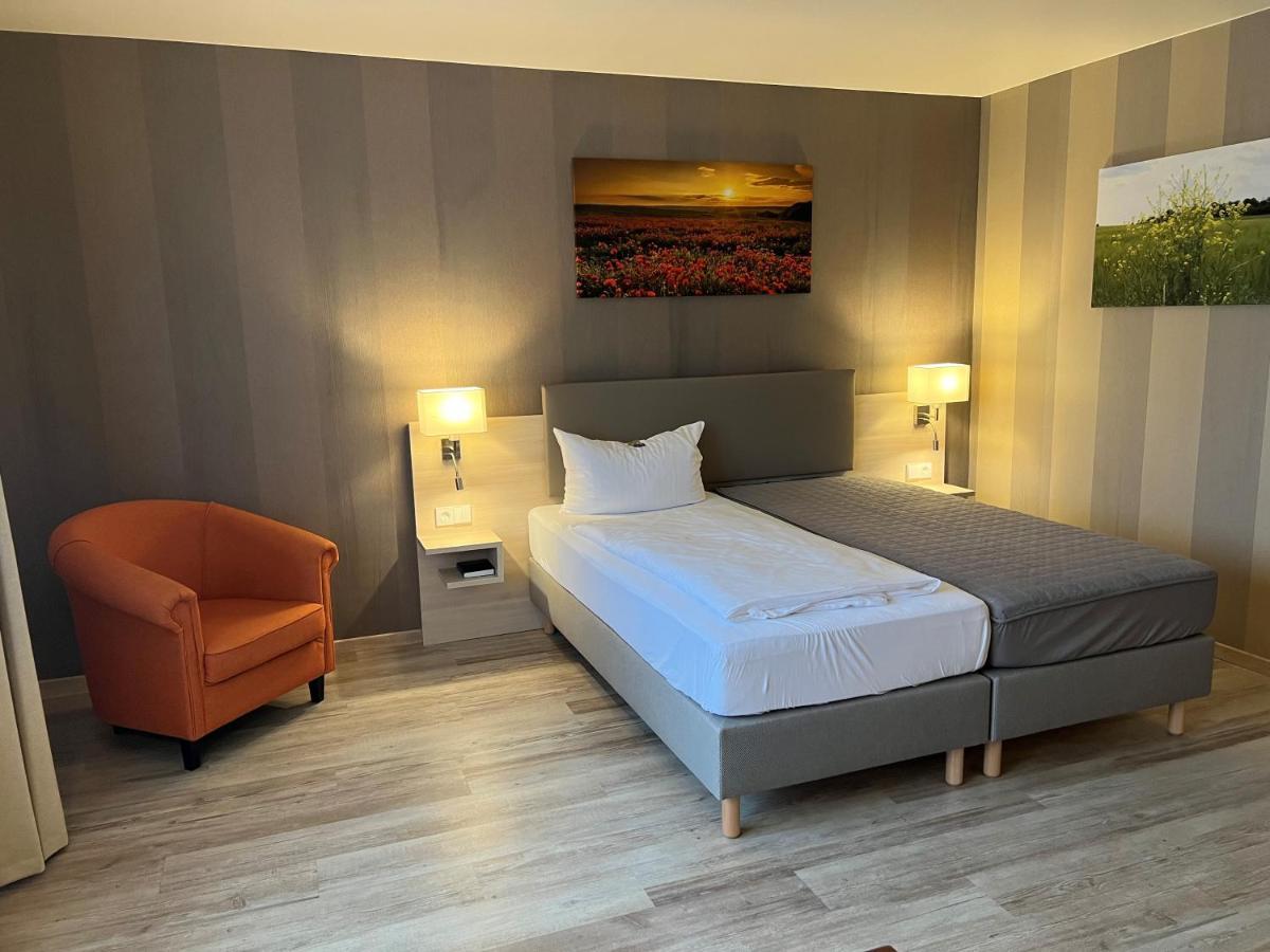 Landhotel Felchow ภายนอก รูปภาพ
